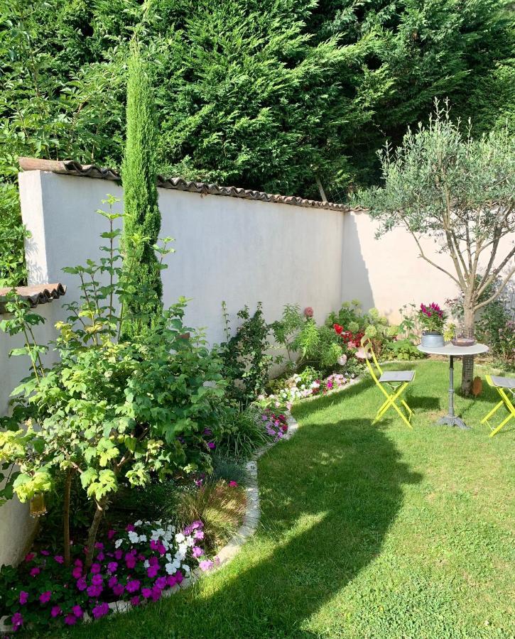 La Glycine B&B Sainte-Colombe  외부 사진